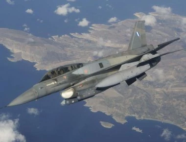 Ο διευθυντής της «τουρκικής» Bild θα πετάξει με F-16 της ΠΑ στο Αιγαίο για... ψυχαγωγία - 30 χιλ. δολ. για 30'! (upd)
